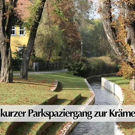 Stadtperle Am Plätschernden Wasser - 50m2 Zweiraumwohnung In Zentraler Lage *